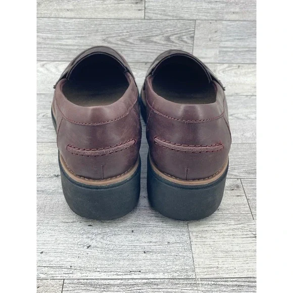 Clarks Collection Women Burgundy Leather Croc Embossed Wedge Loafers Size 8 M - Picture 4 of 10